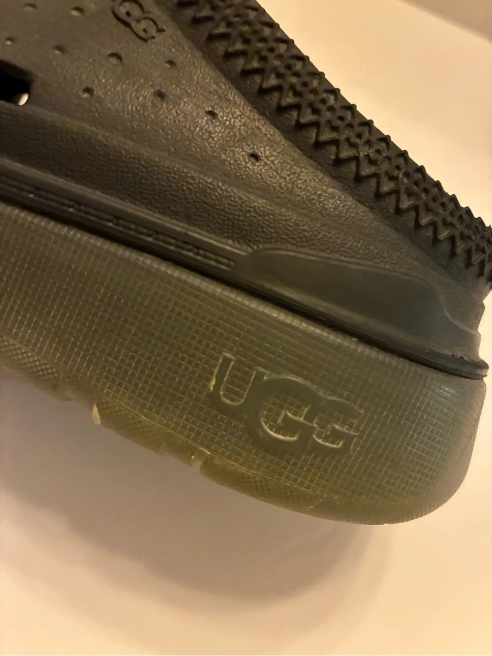 UGG Tasman Sport Black Clogs Toddler Kids Size 11T Slip On Shoes
